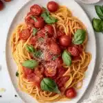 One-Pan Burst Tomato Pasta That Screams Summer Recipe
