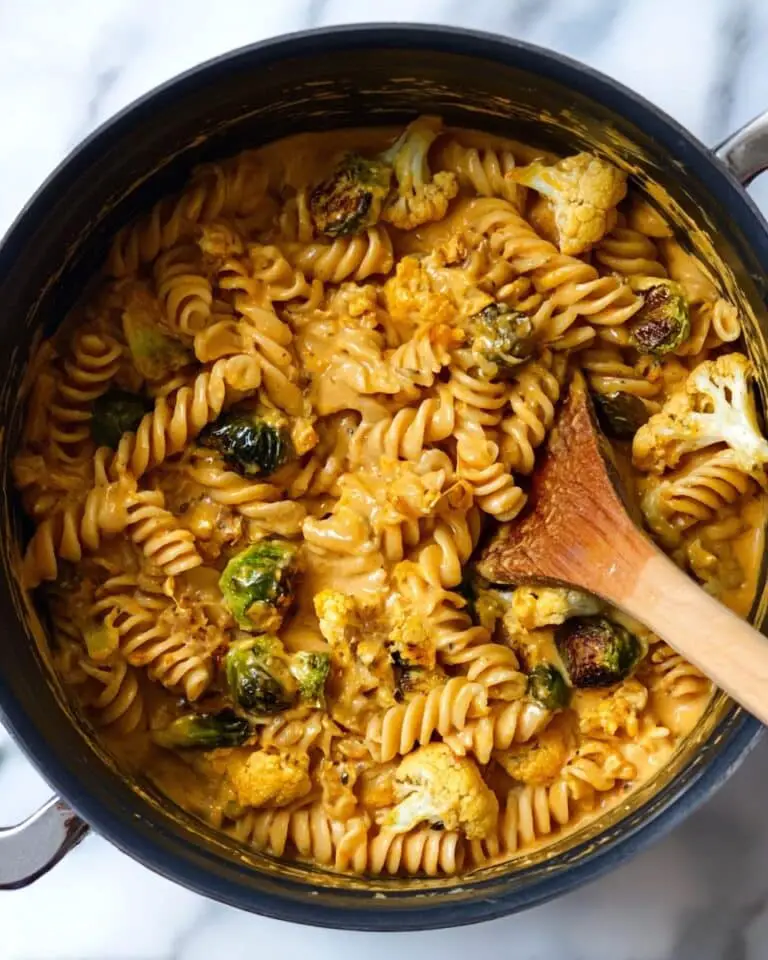 Pumpkin Mac and Cheese with Roasted Veggies Recipe