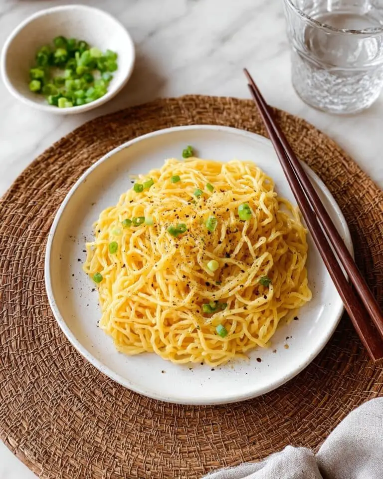 Vietnamese Garlic Noodles (Mì Xào Tỏi) Recipe