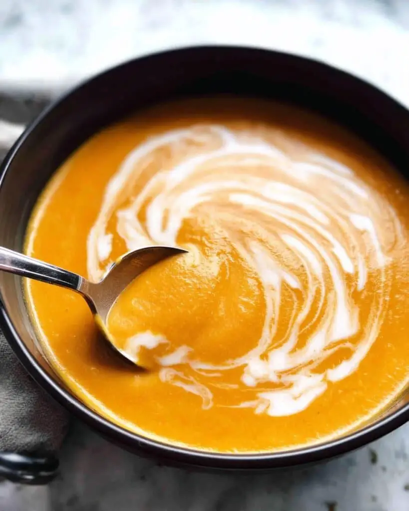 Classic and Easy Pumpkin Soup Recipe