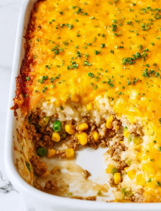 Cheesy Ground Beef and Rice Casserole Recipe