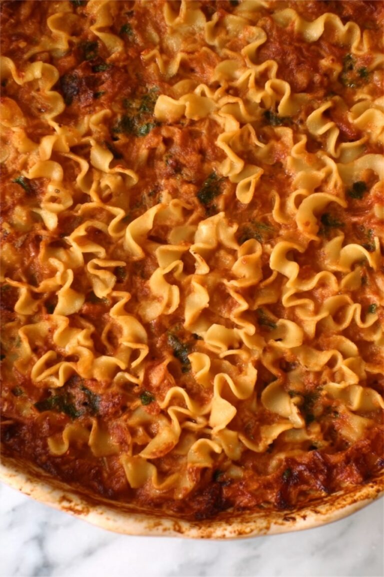 Easy Lasagna Soup with Pasta and Cheese Recipe